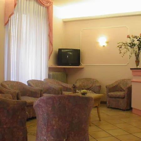 Ξενοδοχείο Venezia 3*