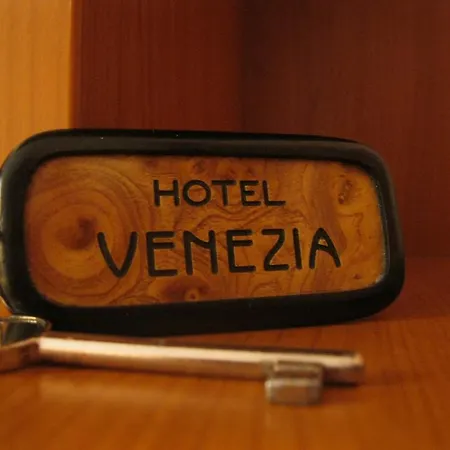 Venezia 酒店 蒙特卡蒂尼泰尔梅